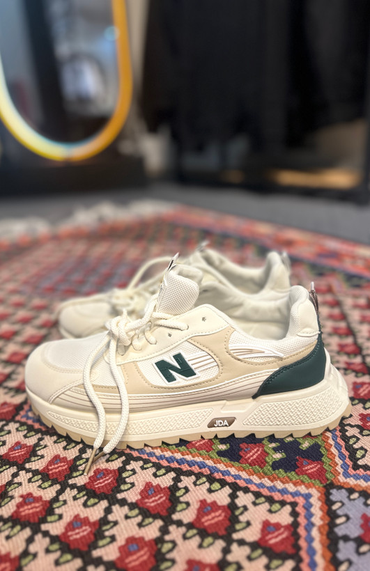 کتونی مردانه new balance وارداتی
